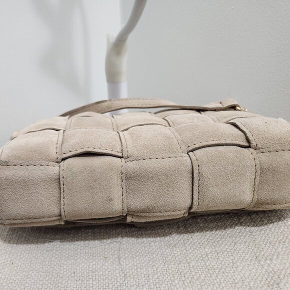 Suede Viola Castellani crossbody - Picture 3 of 8